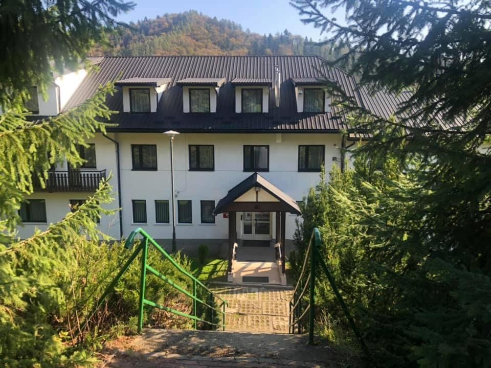 Dom Wczasowy Szczyt Muszyna Exterior foto